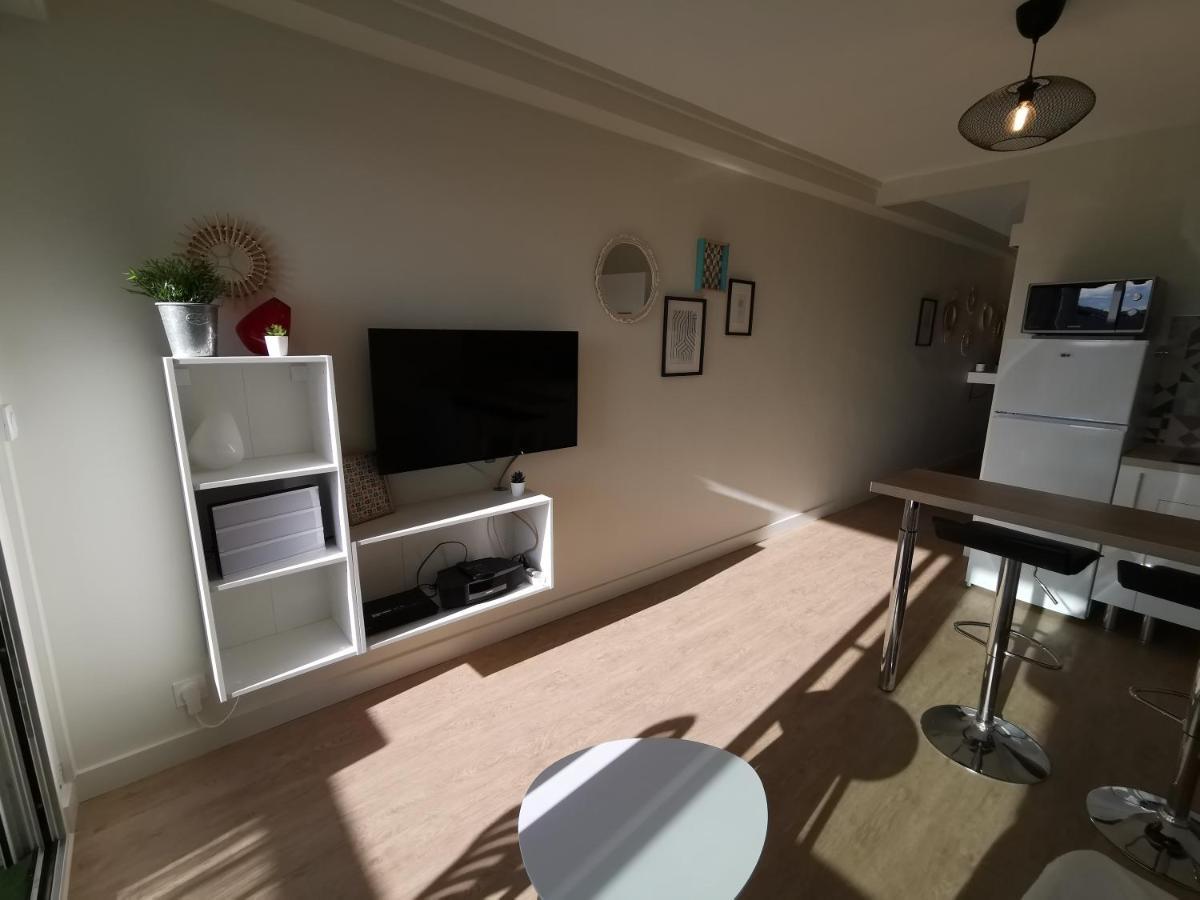 Appartement 1 Chambre + Parking A Deux Pas Des Plages Sete Exterior photo